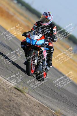 media/May-22-2023-Fastrack Riders (Mon) [[ae7626d9d8]]/Level 1/945am (Sweeper)/